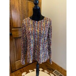 Bundle Lot of 2 Womens Size Large Pullover Shirts stylish Comfortable